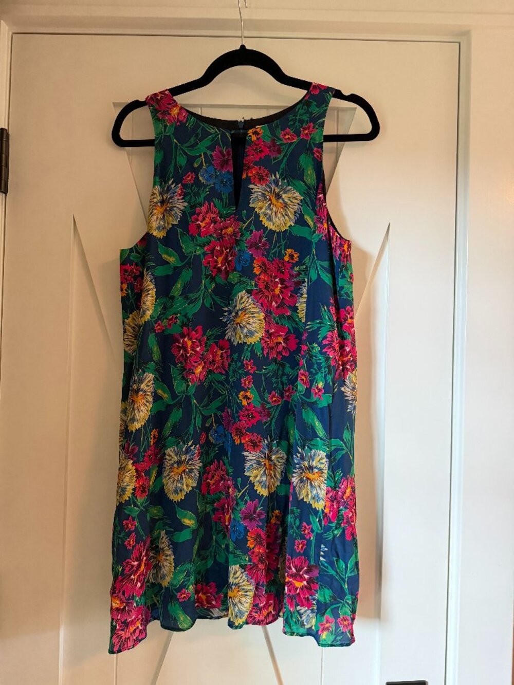 Lavender Brown Floral Dress with Keyhole Detail - Lined - Large